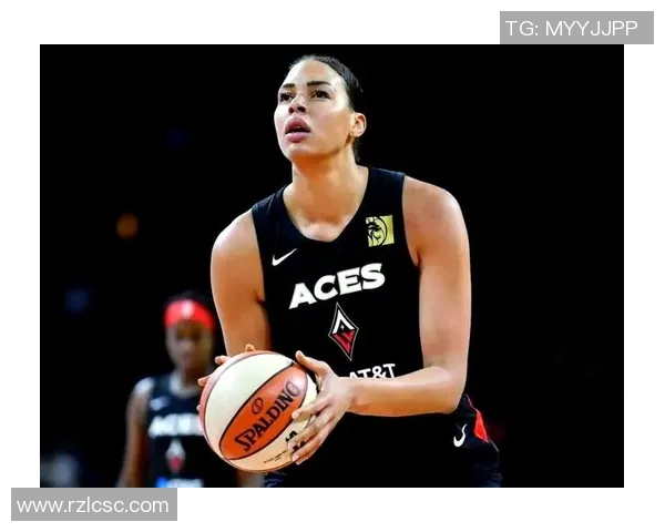2017年WNBA东部与西部球队对决精彩回顾与分析